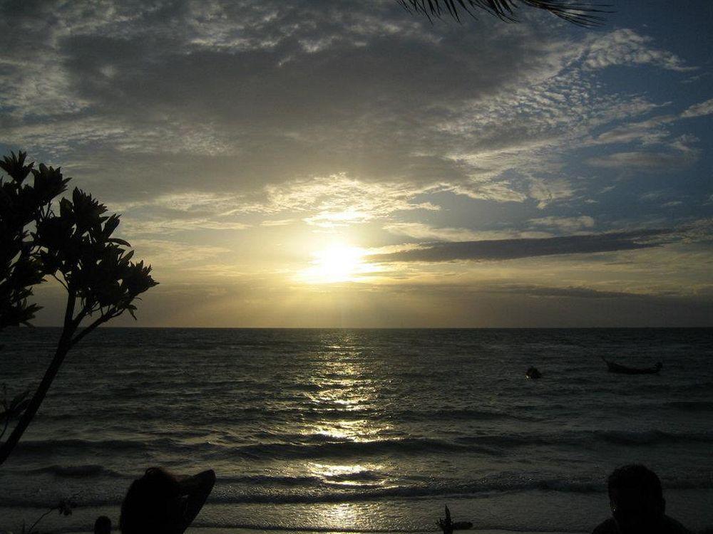 Haad Yao Sunset Bungalow Exterior photo